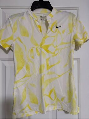 Nike White and Yellow Leaf-Print Dri-FIT Short Sleeve Top - golf
